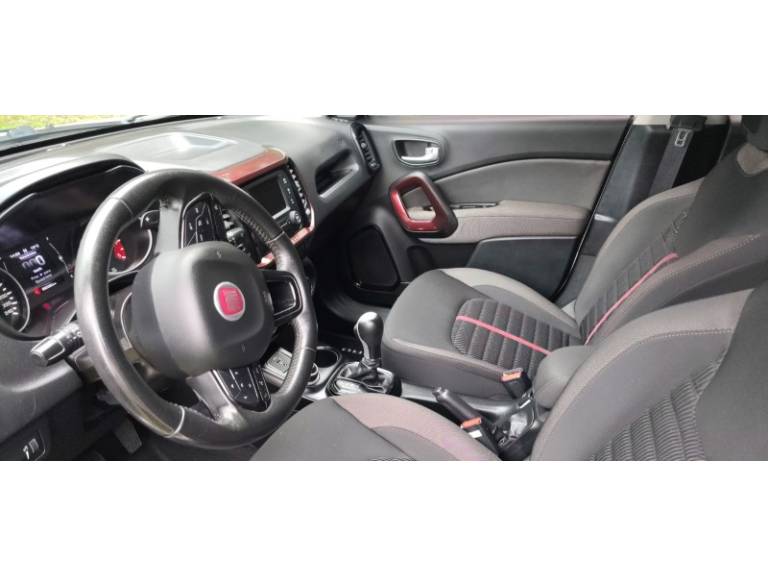 FIAT - TORO - 2018/2019 - Branca - R$ 107.000,00