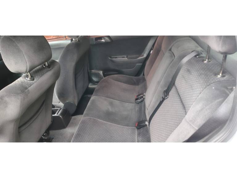 CHEVROLET - ASTRA - 2010/2011 - Branca - R$ 39.900,00