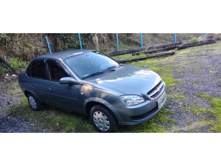 CHEVROLET - CLASSIC - 2012/2013 - Cinza - R$ 29.500,00