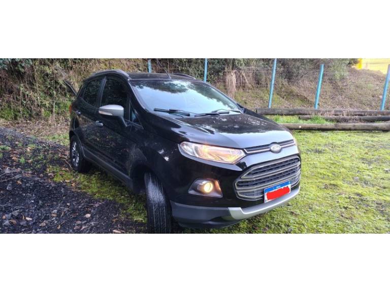 FORD - ECOSPORT - 2013/2014 - Preta - R$ 55.800,00