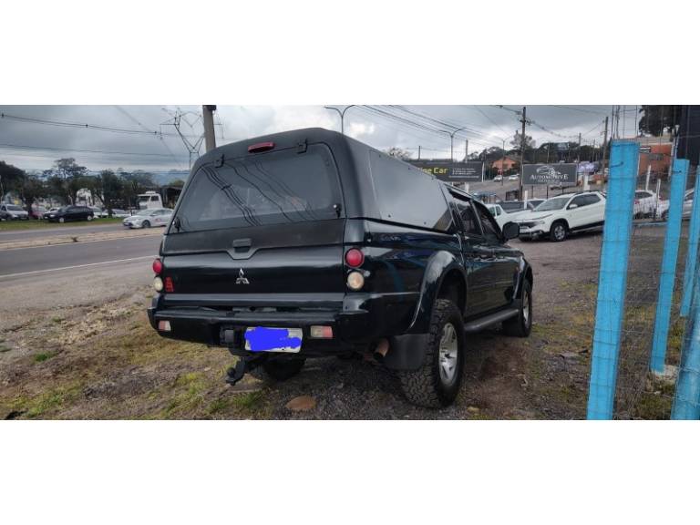 MITSUBISHI - L200 - 2006/2006 - Preta - R$ 55.000,00
