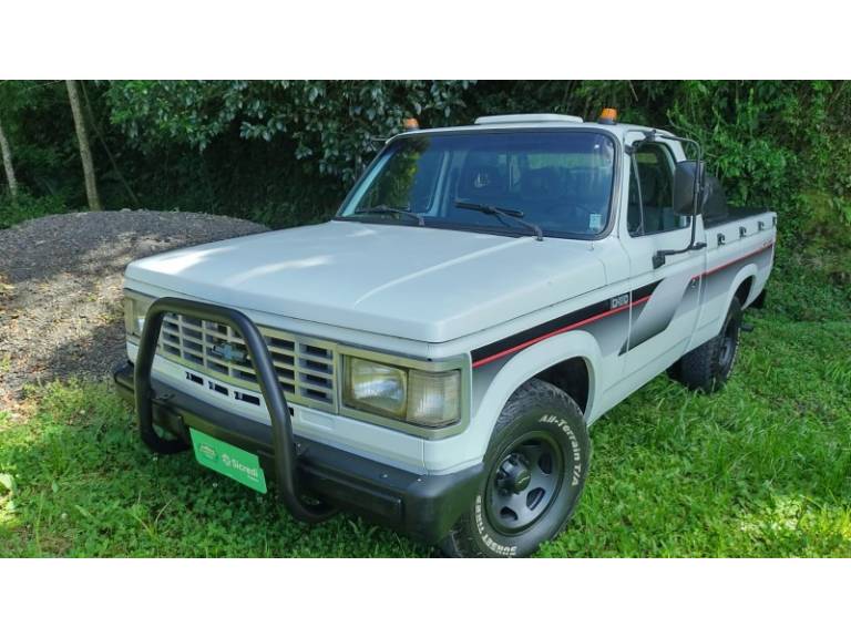 CHEVROLET - D20 - 1992/1992 - Branca - R$ 68.000,00