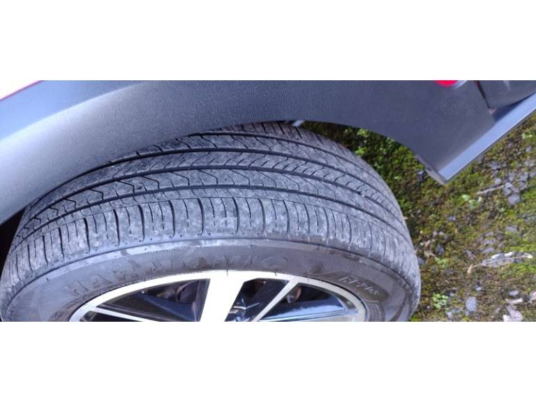 VOLKSWAGEN - FOX - 2017/2018 - Vermelha - R$ 65.000,00