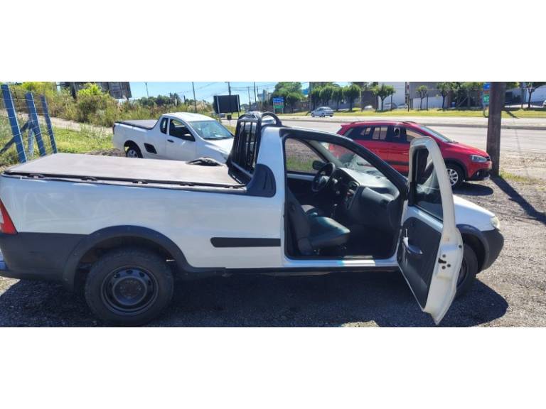 FIAT - STRADA - 2008/2008 - Branca - R$ 29.900,00