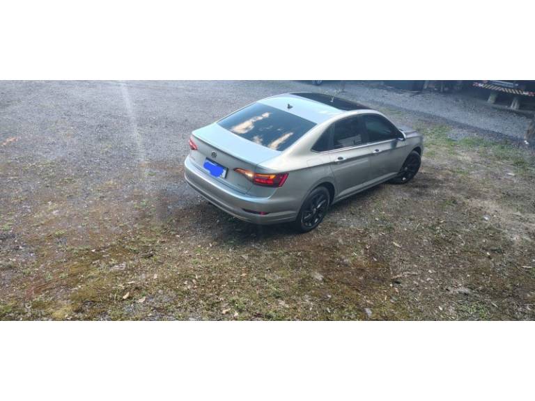 VOLKSWAGEN - JETTA - 2020/2020 - Prata - R$ 116.800,00