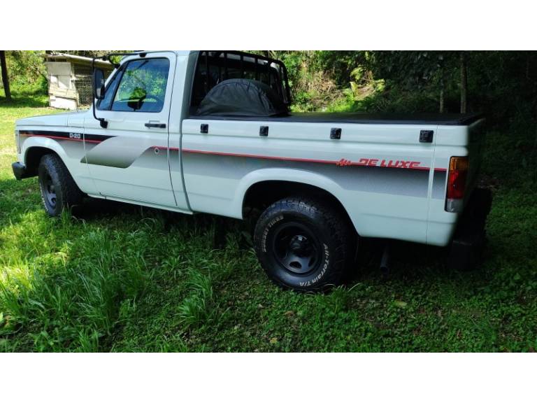 CHEVROLET - D20 - 1992/1992 - Branca - R$ 68.000,00