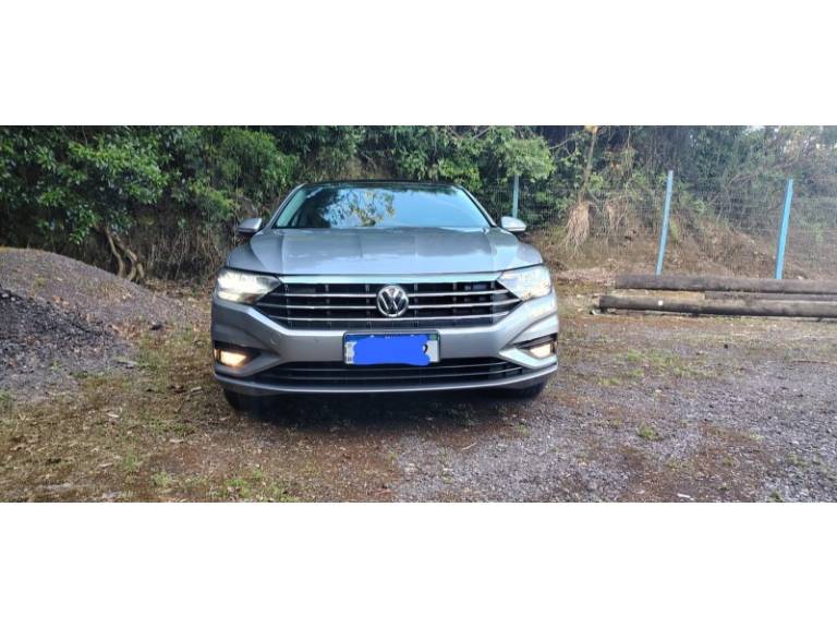 VOLKSWAGEN - JETTA - 2020/2020 - Prata - R$ 116.800,00